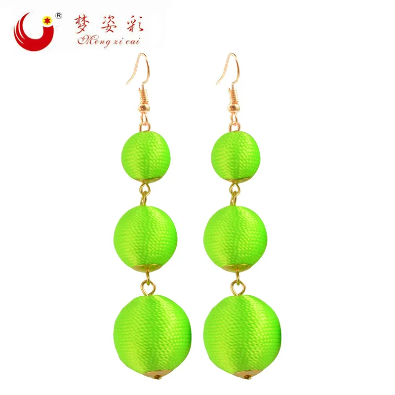 

Classic Fluorescence Pom pom Earings Triple Tier Threaded Sphere Drop Earrings Round Balls Statement Pendant Jewelry Accessories
