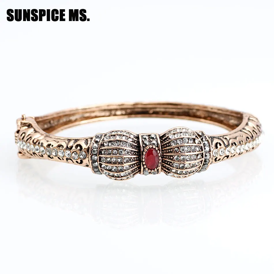 

New Vintage Turkish Women Green Cuff Bracelets Bangle Indian Crystal Flower Bangle Resin Pulseiras Feminino Bijouterie Wholesale