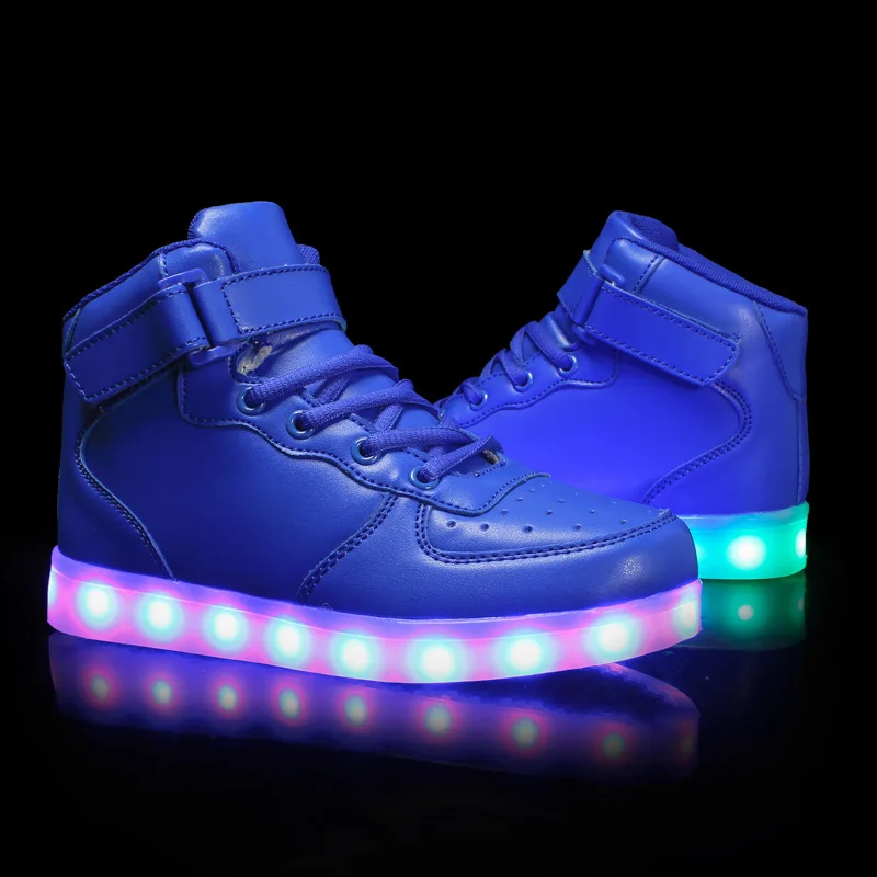 светящаяся обувь для мальчиков. светящиеся led кроссовки "wings" с юсб. светящиеся ботинки. кроссовки детские. светящиеся кроссовки для мальчиков.