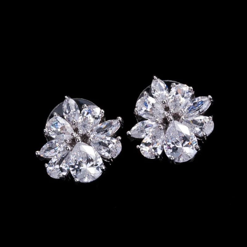 

DOKOL Exquisite Stud Earrings for Women Sparkling AAA+ Cubic Zirconia Earring Silver Color Flower Jewelry Party Gift DKE0015