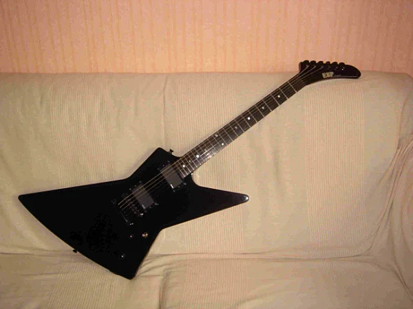 

glossy black James Hetfield 6 strings explo electric guitar metallic team explo guitar rosewood fretboard free shipping guitar