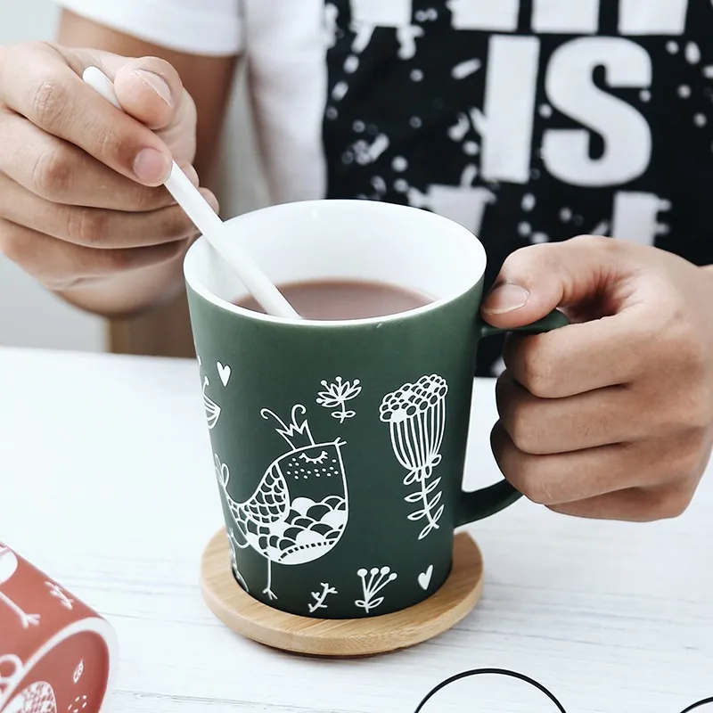

Creative Illustration Ceramic Mug With Lids And Spoon 500ml Coffee Cup Drinkware Xmas Gift
