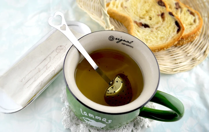 

Practical Heart Shape Stainless Steel Tea Infuser Spoon scoops Strainer Steeper Handle Shower Tea Strainer Tool