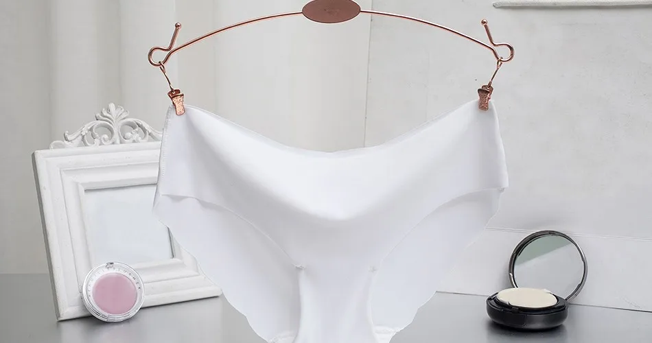 Summer Ultra-thin Women Seamless Traceless Sexy Lingerie Underwear Ice Silk Panties Briefs Intimates Underpants 02