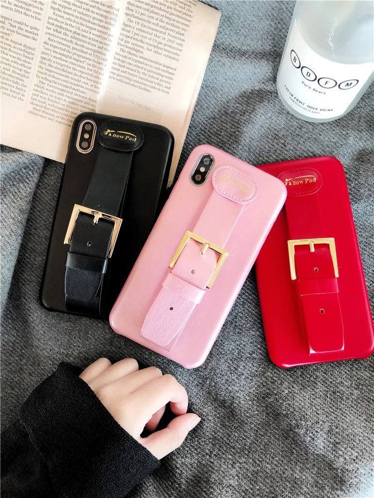 

Fashion Simple Leather Wristband Bracket Function Phone Cover Case For Iphone X Xs Max Xr 10 8 7 6 6s Plus Luxury Coque Fundas