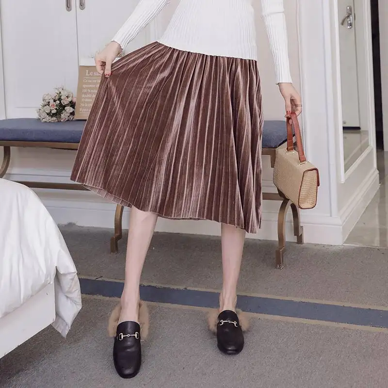 

Korean version of the velvet fashion pregnant women skirt long pregnant stomach lift skirt pleated skirt