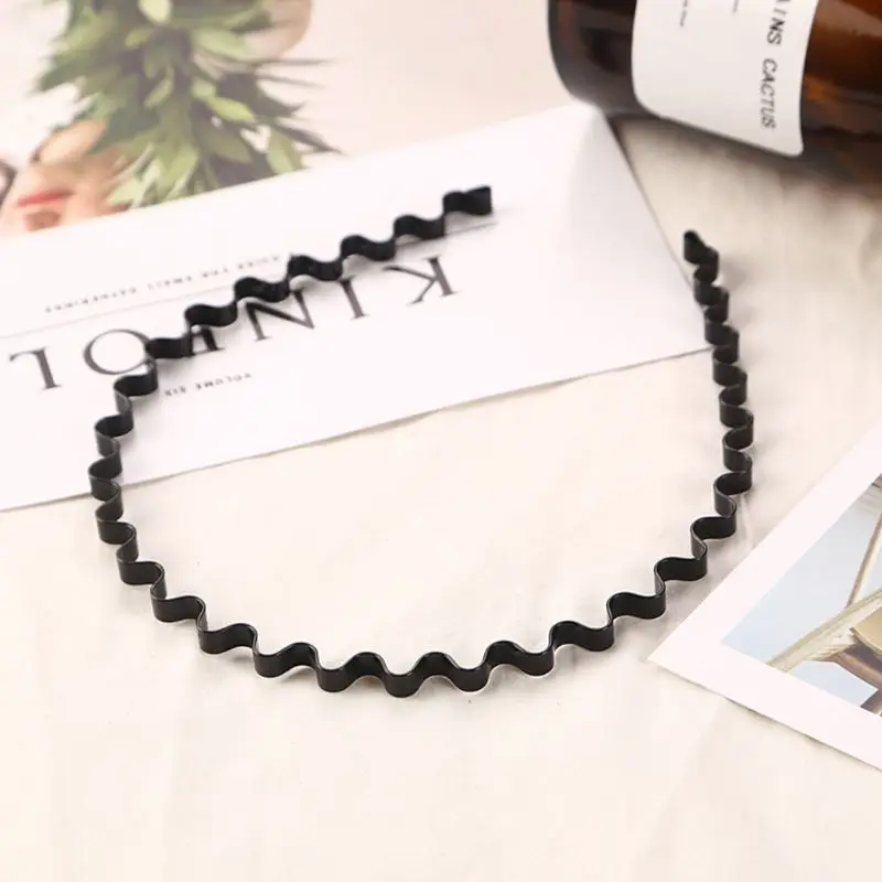 korean hair clips Unisex Metal Alloy Hairband Spring Wave Metallic Color Elastic Hair Hoop Iron Craft Twist Braided Wash Face Geometric Headband black hair clips