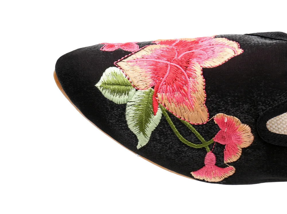 Veowalk/Женские Фланелевые тапочки на плоской подошве с вышивкой в китайском стиле; летние женские повседневные удобные туфли с вышивкой и острым носком