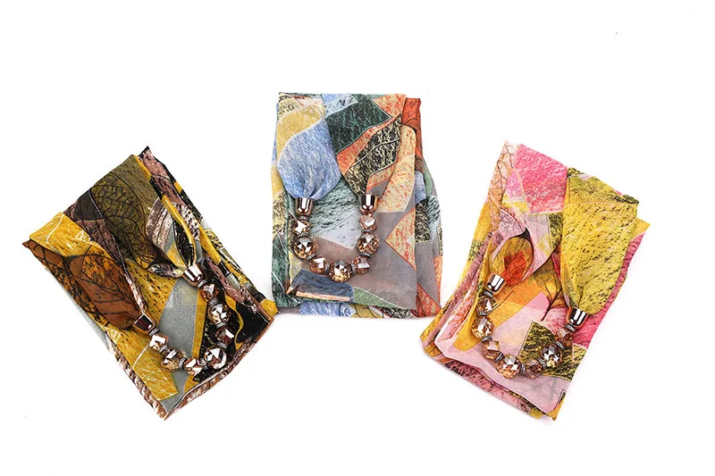 pendant scarf (8)