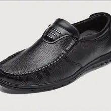 Мягкие кожаные туфли Новинка весны Мужская обувь свободного покроя Твердые плоские дышащие обуви Свободно снимать и надевать Чёрный цвет