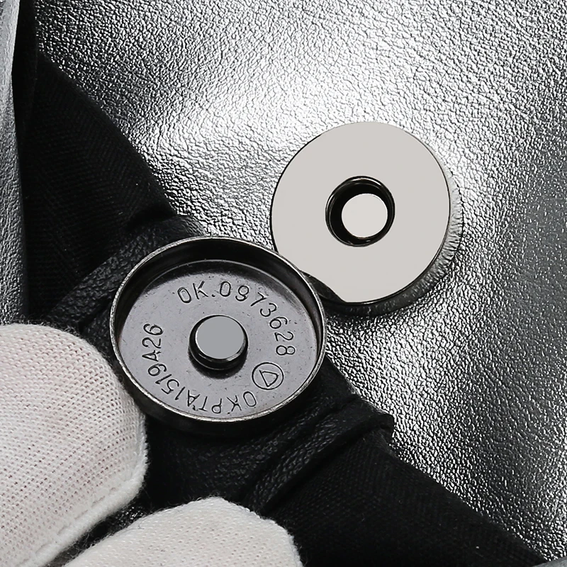 692A2832