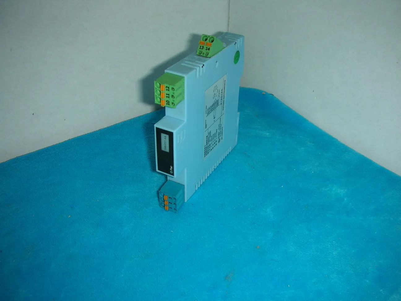 

Chongqing Yutong TM6051-AA /TM5051 DC input signal isolator