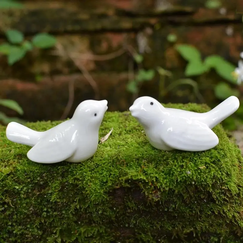 

2pcs Ceramic Bird Couple Crafts Home Decoration Handicraft Ornament Porcelain Animal Pigeons Figurines Wedding Decorations