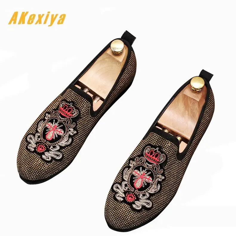 

Men charming glitter rhinestone embroidery bees flats Dress gentleman Shoes Male Wedding Homecoming Evening Groom Prom shoes