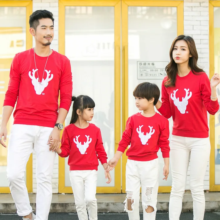 

3XL Family matching mother daughter father son clothes for women men couples pullovers long sleeve t shirts christmas sweaters