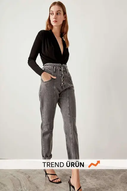 Trendyol-Front-Anthracite-High-Waist-Button-Super-Mom-Jeans-TCLSS19NI0004.jpg_640x640.jpg
