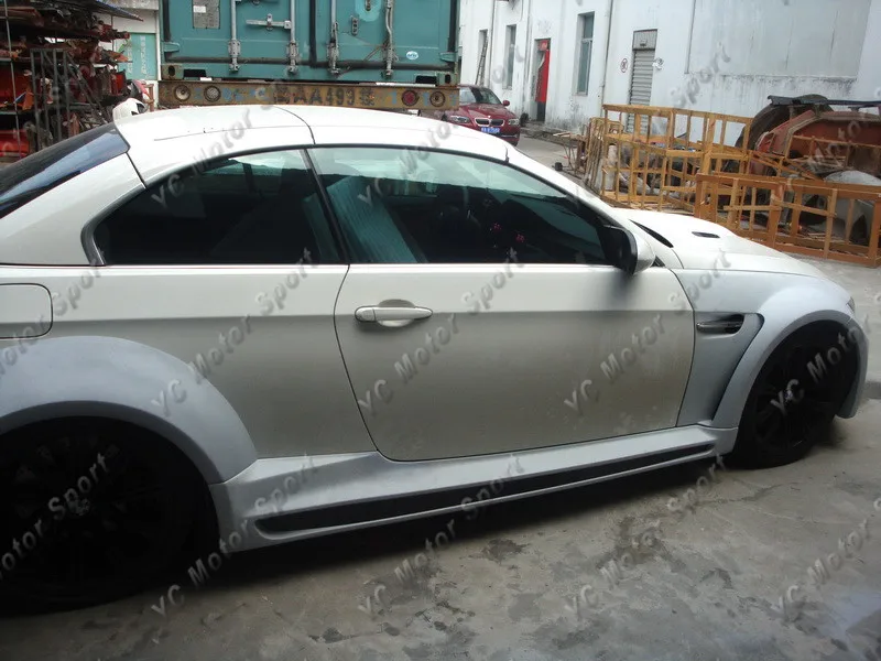 BMW E92 E93 M3 Vorsteiner GTRS3 Style Widebody Side Skirt FRP (25)