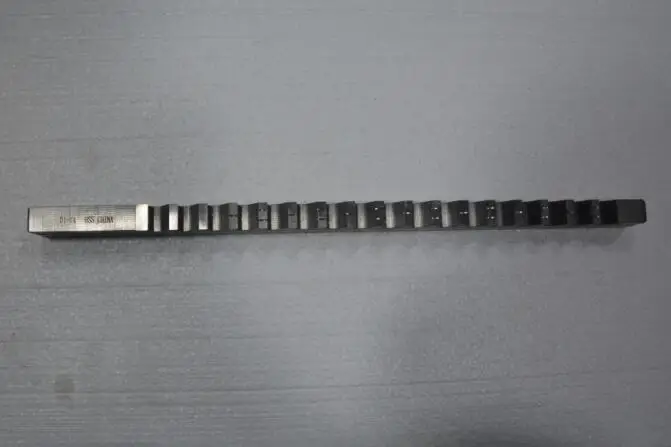 

14mm D1 Push-Type Keyway Broache Metric Size HSS Keyway Cutting Tool for CNC Router Metalworking