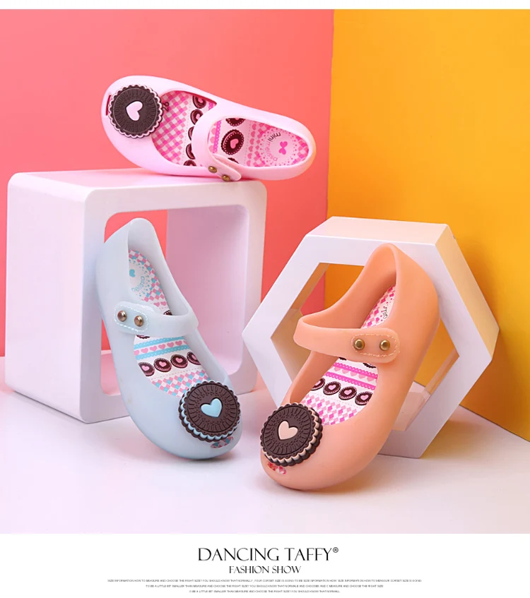 Cartoon Cracker Girls Sandals Fashion Cute Biscuit Children Shoes Waterproof Slip-resistant Wear-resistant Beach Kids Shoes 595 (2)
