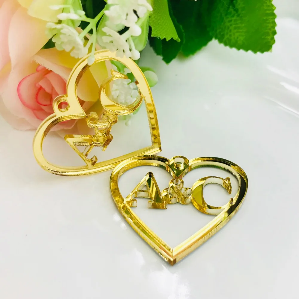 Personalized Hollow Acrylic silver golden Love Heart Tags Wedding Favors Customized Candy Gift Initials Tags Wedding Decoration (2)