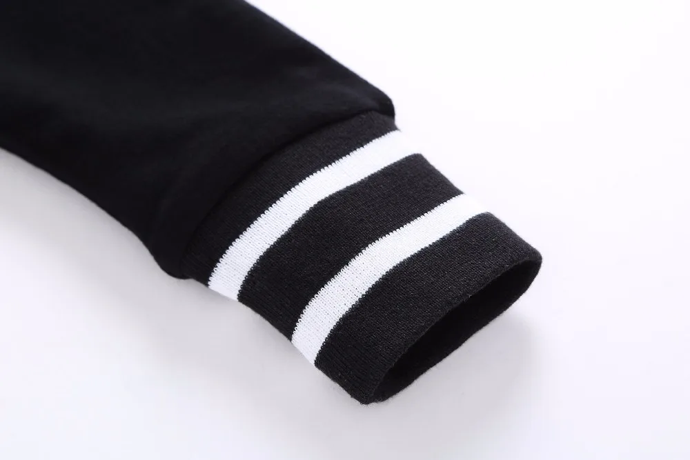 3563774817_1228005855