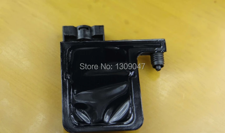 

Free shipping 20pcs UV big damper with square head for Mutoh VJ1604/250 Mimaki JV3/JV4/JV22 Roland:SJ1000/1045 printer