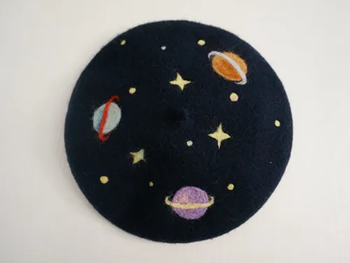 Берет принцессы милая Лолита с креативной вышивкой звезды постепенное небо