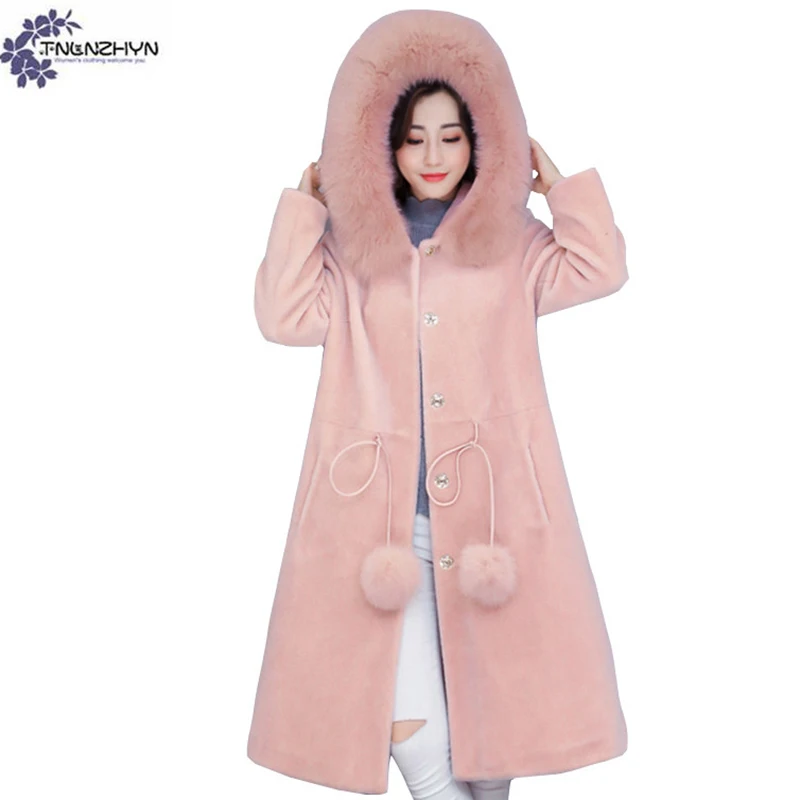 TNLNZHYN Women clothing warm high end Fake fur coat winter NEW fashion