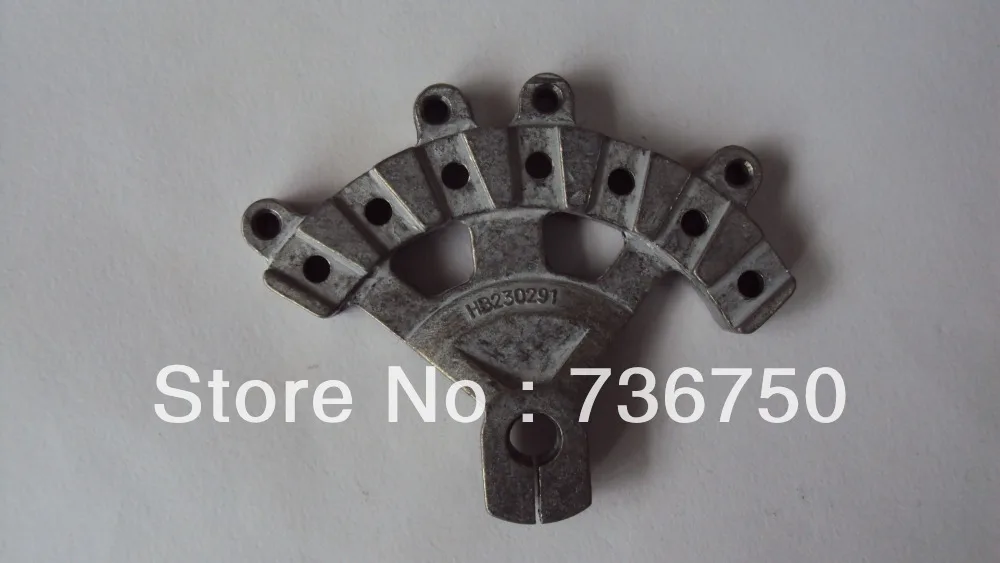 

Barudan embroidery machine spare parts YS Take Up Lever Fixing Bracket HB230240 HB230291 HB230290 offer by store 736750