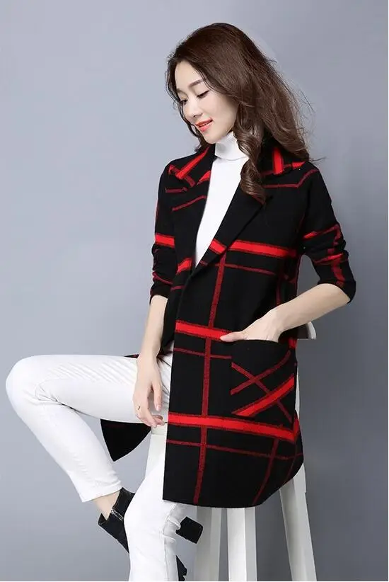 Женский вязаный кардиган, пальто, модный свитер, пальто в клетку, средней длины, вязаный свитер, свободный, большой размер, повседневные топы YAGENZ K355 - Цвет: Black and red