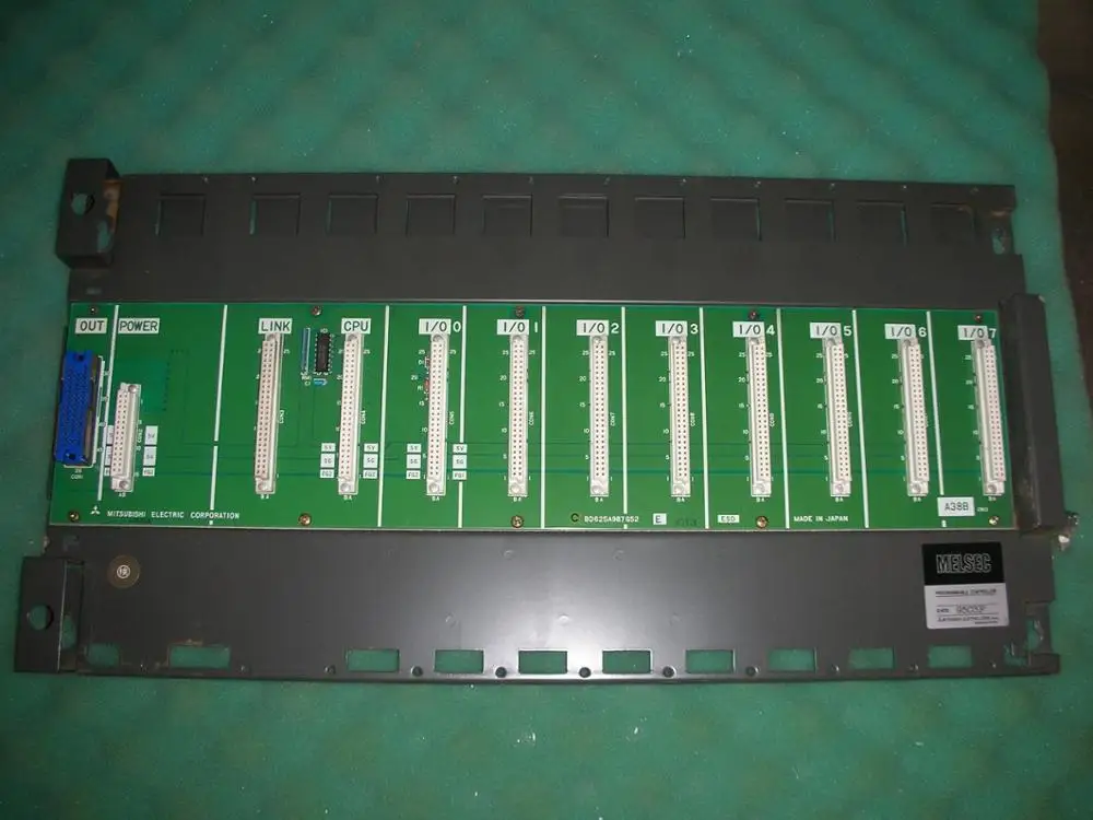 

1PC USED The PLC module CPU A38B base plate