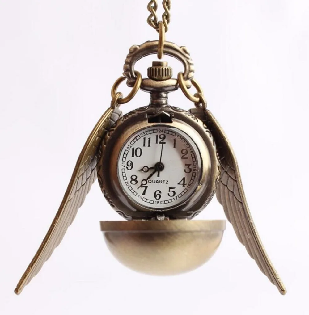 

New Harri Potter Cosplay Golden Wings Snitch Toy Watch Quartz Pocket Watch Necklace Quidditch Ball Snitch Necklace Toy Fly Thief