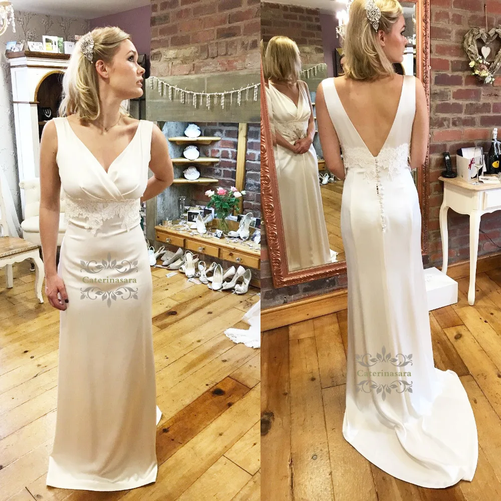 

Sexy V Neck Wedding Dresses Backless Mermaid Bride Gowns with Simple Design with Lace Decoration for Girls Womens Bridal Party