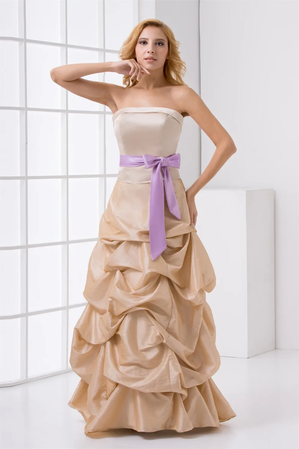 Taffeta A Line Sleeveless Strapless Bow Sashes Floor Length Bridesmaid