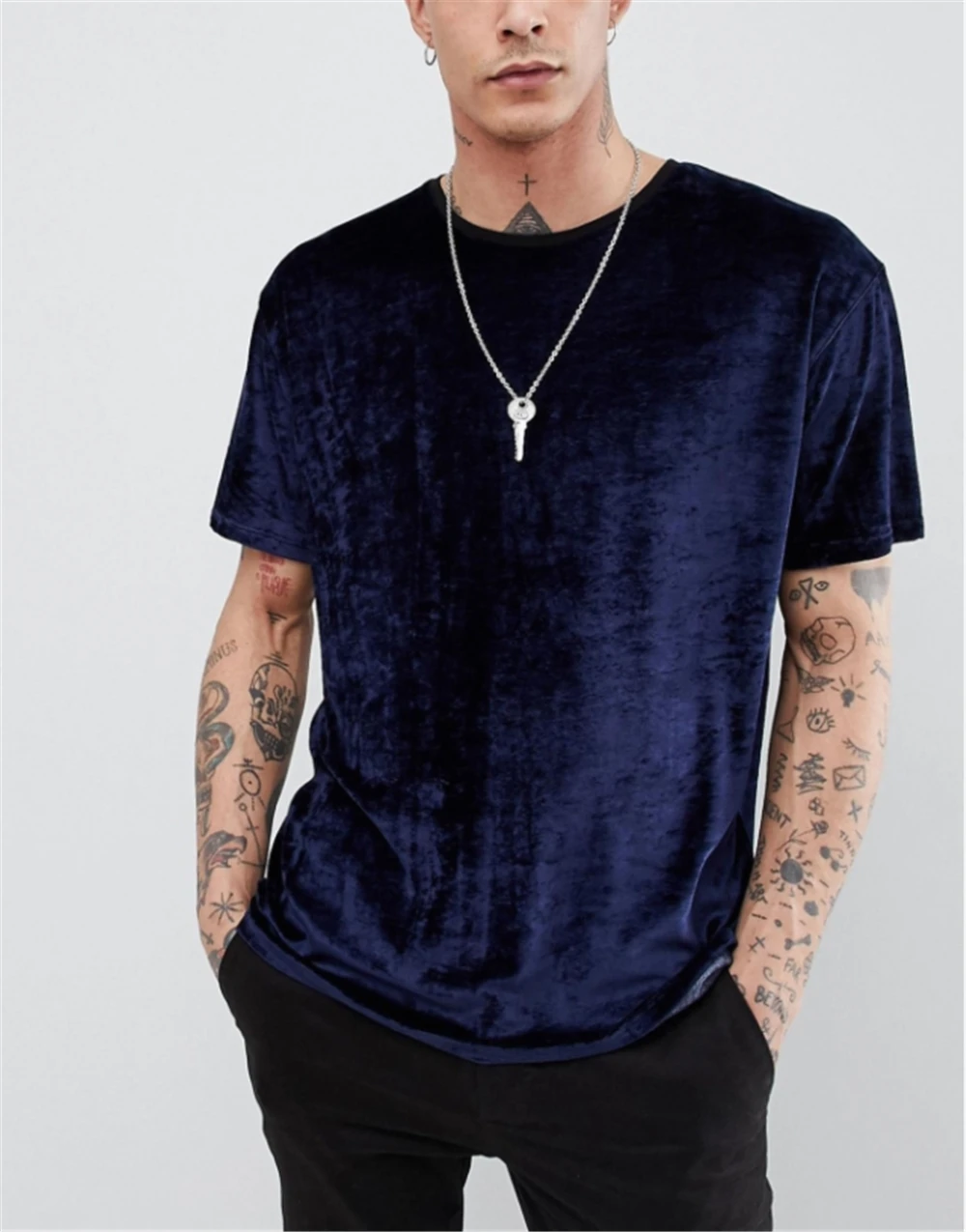 

Men's Summer Hipster Hip Hop Short Sleeve Velvet Longline T Shirt Fashion O Neck Velour Urban Clothing Suede Extended Tees