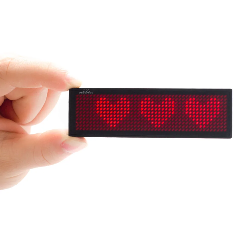 

Red Color LED Badge Rechargeable USB Powered 5mm Pixels Moving Text Display Customized Business Card Tag Commercial Lighting