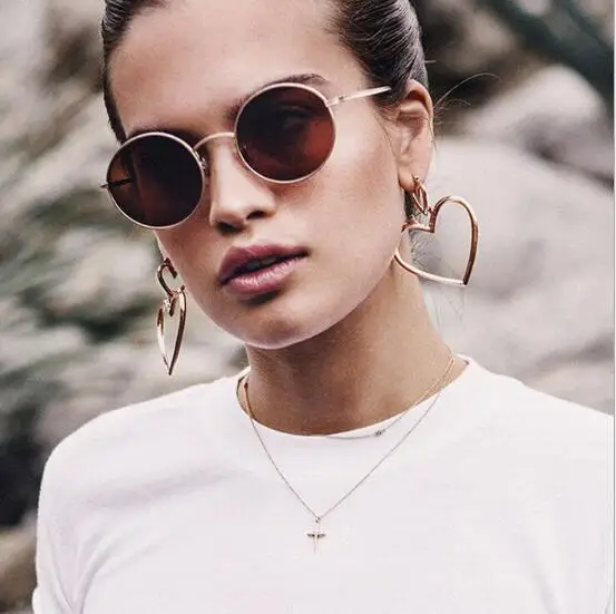 

601Korean Temperament Minimalist Heart Detachable Hollow Earrings Women Rhinestone Brincos Earrings Bijoux Jewelry Gift E5366