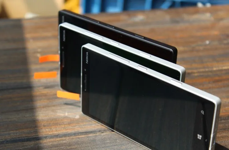 Сотовый телефон Nokia Lumia 930, камера 20 МП, четырехъядерный процессор, 32 Гб ПЗУ, 2 Гб оперативной памяти, 5,0 дюймов, разблокирована с одной sim-картой
