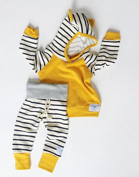 Комплект из 2 предметов; Теплые Топы с капюшоном для маленьких мальчиков; пальто и штаны; одежда с цветочным принтом для малышей