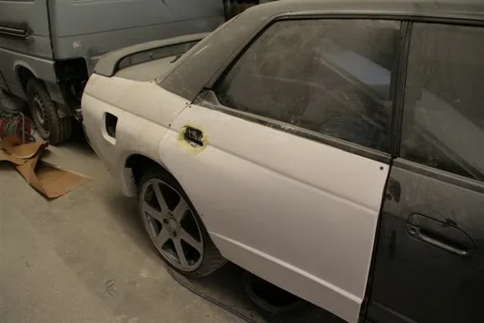 Good Quality Skyline R32 4 Door Glass Fiber Glass Fibre Rear