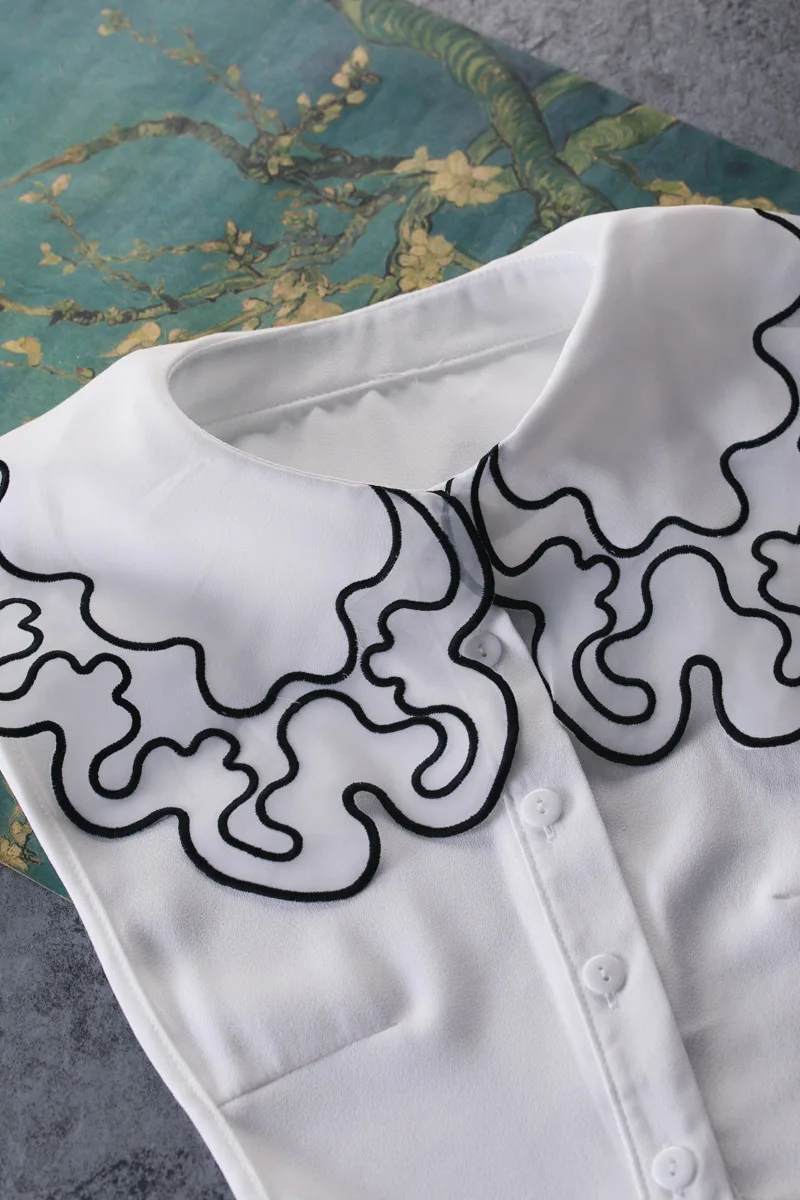 9565759295_1652439521