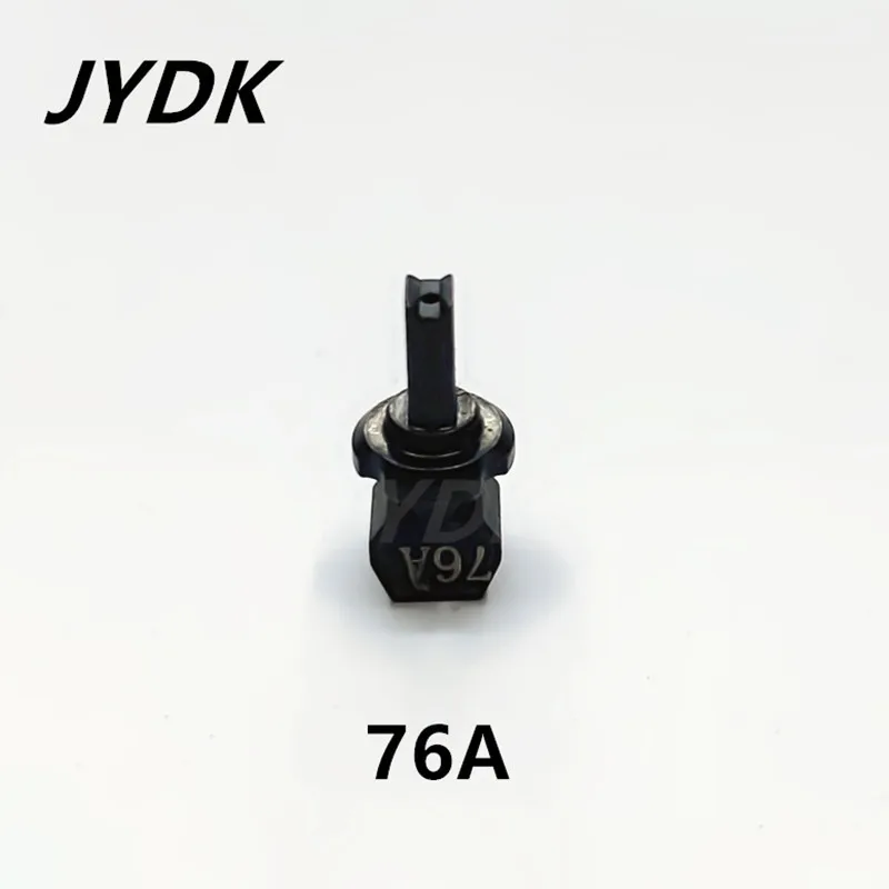 YV (4)