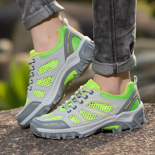 2017 Women Hiking Sneakers Low-cut Sport Shoes Breathable Professional Hiking Shoes Women Athletic Outdoor Flats Shoes for Men