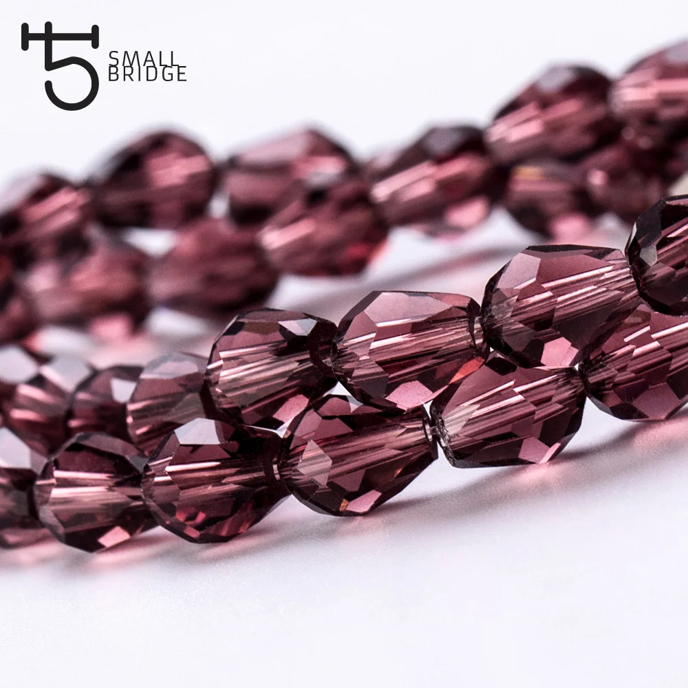 Teardrop Glass Beads (1)
