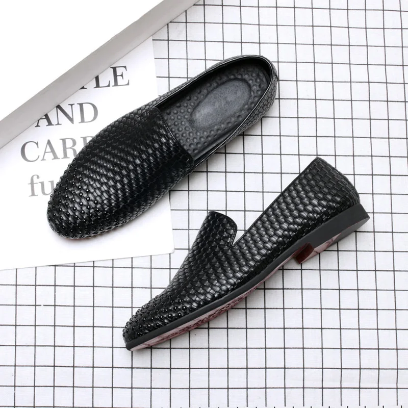 Sapatos Condução Homem Rebites Toe Mocassins 2018 Loafers Moda Marca Flats Black Casuais Suave De Homens Nova Couro P1vxzq