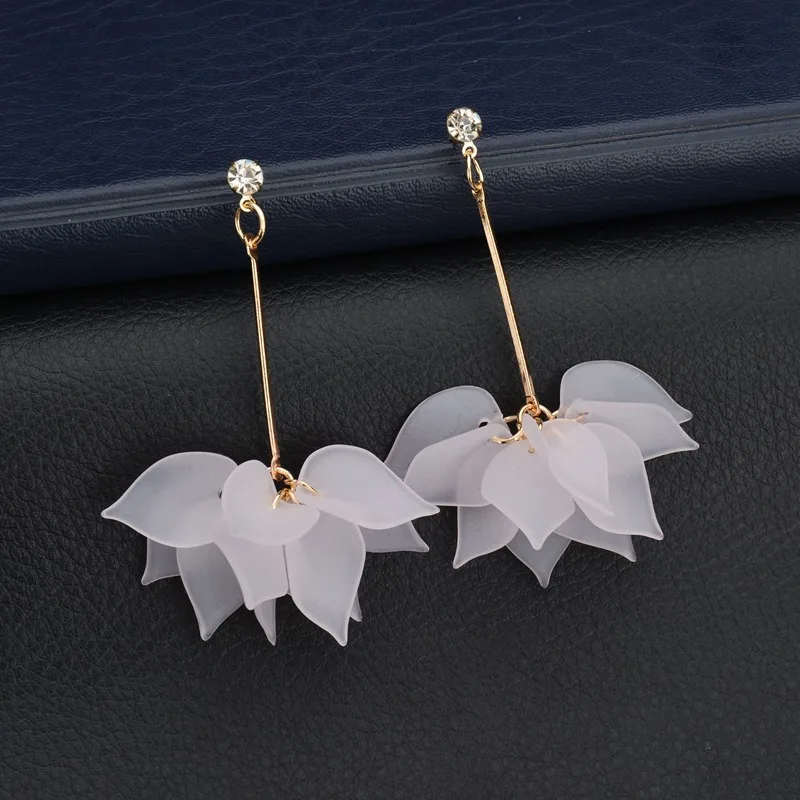 

Terreau Kathy Fshion 3 Colors Flowers Long Earrings For Women Drop Earrings Rhinestone Brand Jewelry 2017 New Arrival