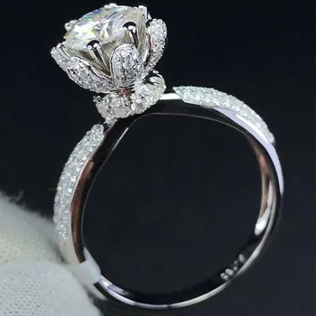 

2 Carat 18K White Gold Moissanite Diamond Ring Rose Flower Luxury Crown Women Wedding Party Engagement Anniversary Ring 2 Ct
