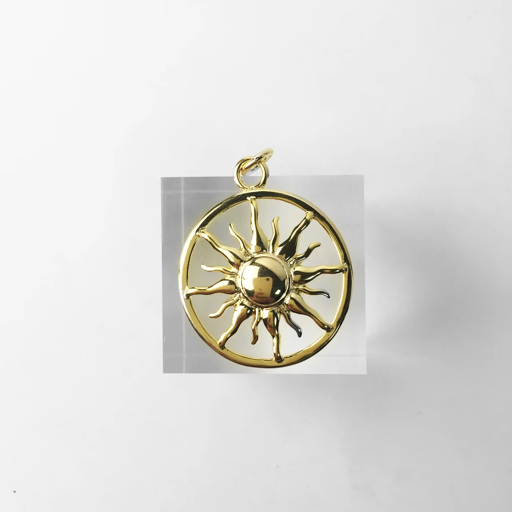 Pendants Golden Sun HEART CHAKRA 925 Sterling Silver Zirconia Fine Jewelry Accessories Fit Necklace Trendy Gift For Women Men