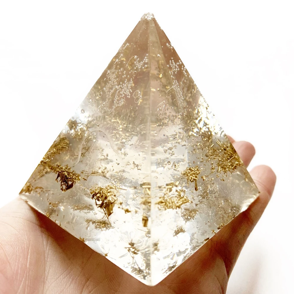 

Handmade Pyramid Shape Statue Resin Crafts Figurines Orgone Energy Healing Crystal Stone with Copper Chips Inside 1pc
