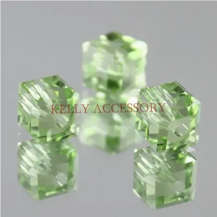 conew_10mm cube crystal glass beads0016.jpg
